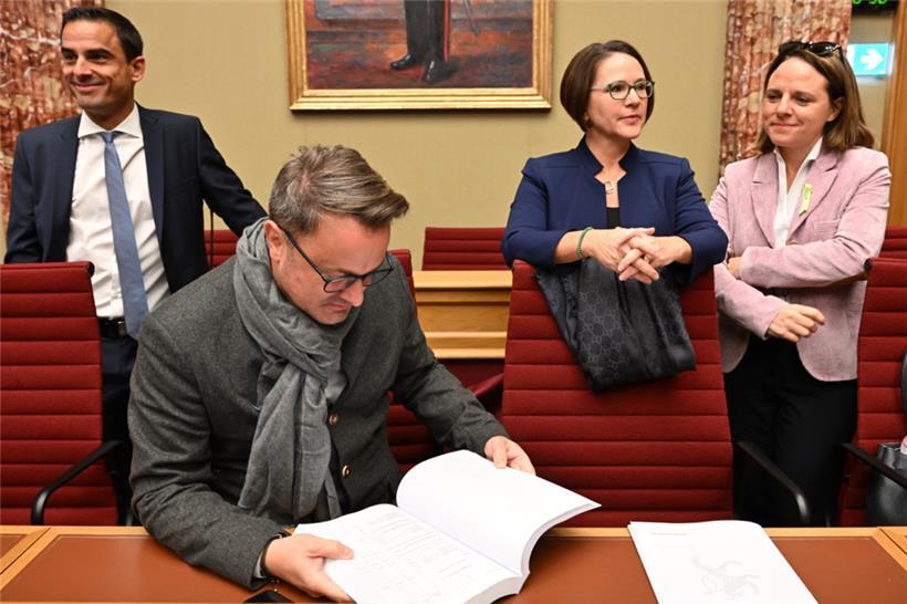 Yuriko Backes und Xavier Bettel machen jeweils in ihren Reden klar, dass sie die Verantwortung übernehmen. Diese Aussagen lassen tief blicken.
