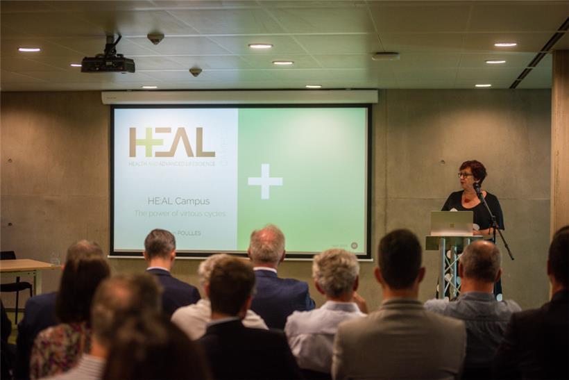 ZARE-Präsidentin Simone Asselborn-Bintz bei der Vorstellung des Campus
