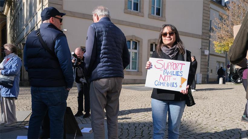 Zehra Gozukara (45) wartet seit fast drei Jahren auf ihre Wohnung in Mamer. Gemeinsam mit ihren Nachbarn versucht sie inzwischen, das Bauprojekt selbst fertigstellen zu lassen.