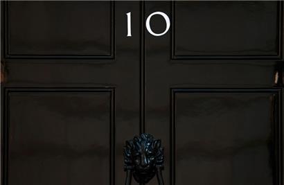 Ziel Downing Street: Die durchtriebene, stets auf den eigenen Vorteil bedachte Wählerschaft der Tories wird von sieben Männern und vier Frauen umworben
