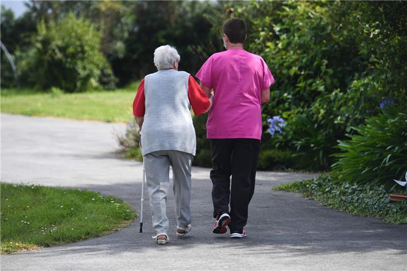 Ziel: Mehr Respekt für das Personal in Alters- und Pflegeheimen: (Symbolbild)

