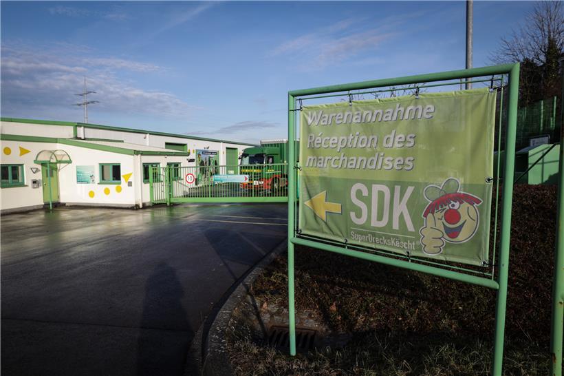 Zu den Aufgaben der „SuperDrecksKëscht“ gehört unter anderem die Entsorgung problematischer Abfälle aus Privathaushalten
