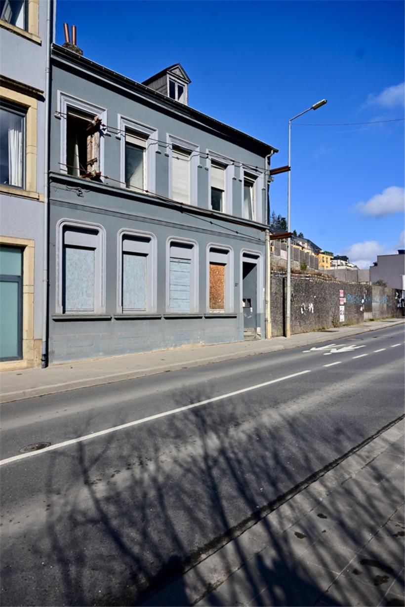 Zu leer stehenden Gebäuden, die – wie Nummer 37 in der rue d’Eich – Privatperson...