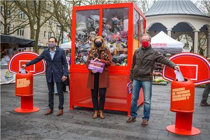 Zu viel Müll hat sich in den letzten Jahren auf den Straßen und in der Natur angehäuft: Die Kampagne soll bewusst machen, dass Littering jeden etwas angeht

