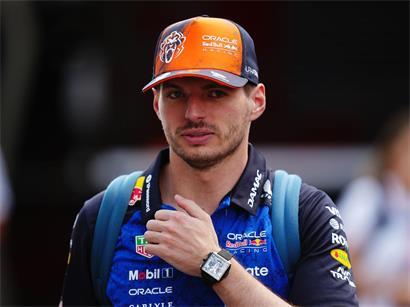 Zuletzt war viel über einen Abschied von Max Verstappen von Red Bull spekuliert worden