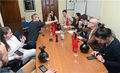 Zumindest die Richtung des Tageblatt-Rivaners steht fest. Wie wir dahinkommen, ist allerdings noch offen.
