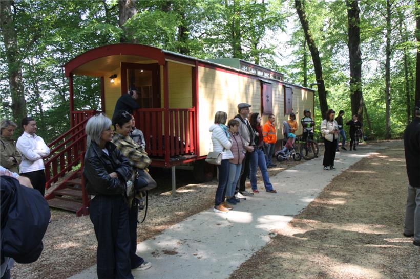 Zur Einweihung waren vor allem Gemeindevertreter und Projektbeteiligte eingelade...