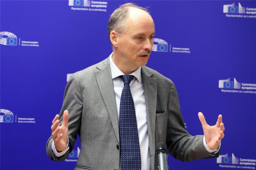 Zur Neubesetzung des Postens des abtretenden Generalsekretärs des Europäischen Parlaments, Klaus Welle, wurden offenbar Hinterzimmer-Deals abgeschlossen
