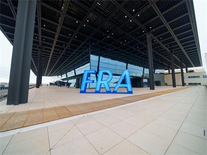 Zwei Beschäftigte sind am Frankfurter Flughafen an Malaria gestorben