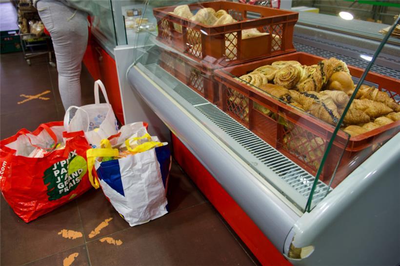 Zwei Euro für einen vollen Korb: Für viele Familien macht das den Unterschied
