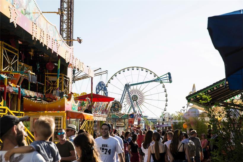 Zwei Millionen Menschen besuchten die „Schueberfuer“ vor Corona (Foto vom Eröffnungstag 2019)
