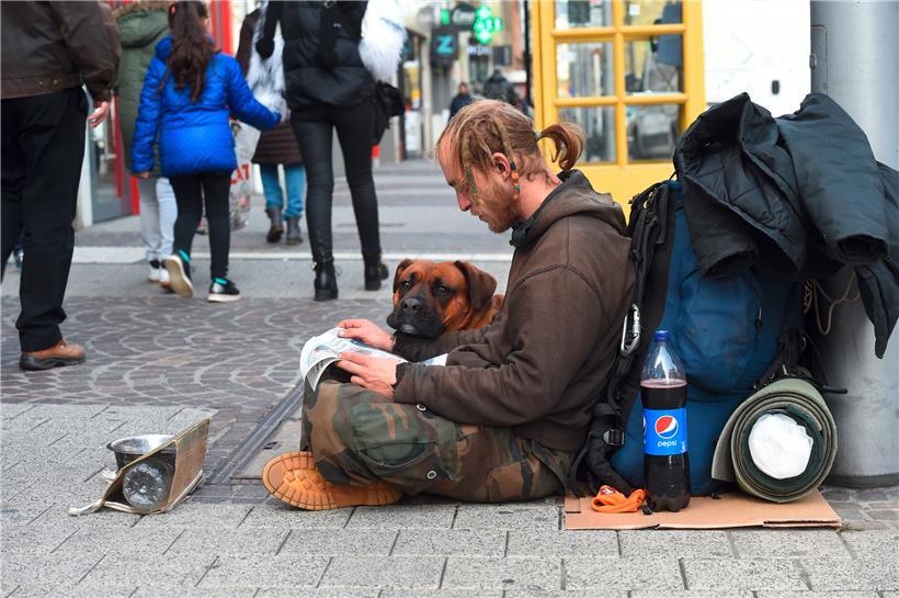 Zwei Obdachlose hatten sich in einem Zeltlager auf dem Kirchberg eingerichtet
