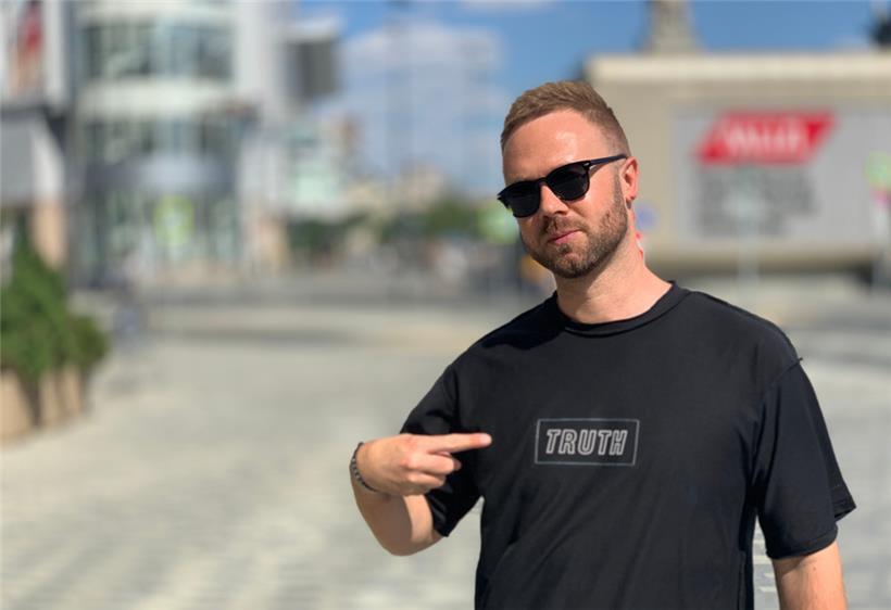 Zweimal zur Flucht gezwungen: der weißrussische Dissident Andrej Gnjot im Sommer 2021 im Moskauer Exil
