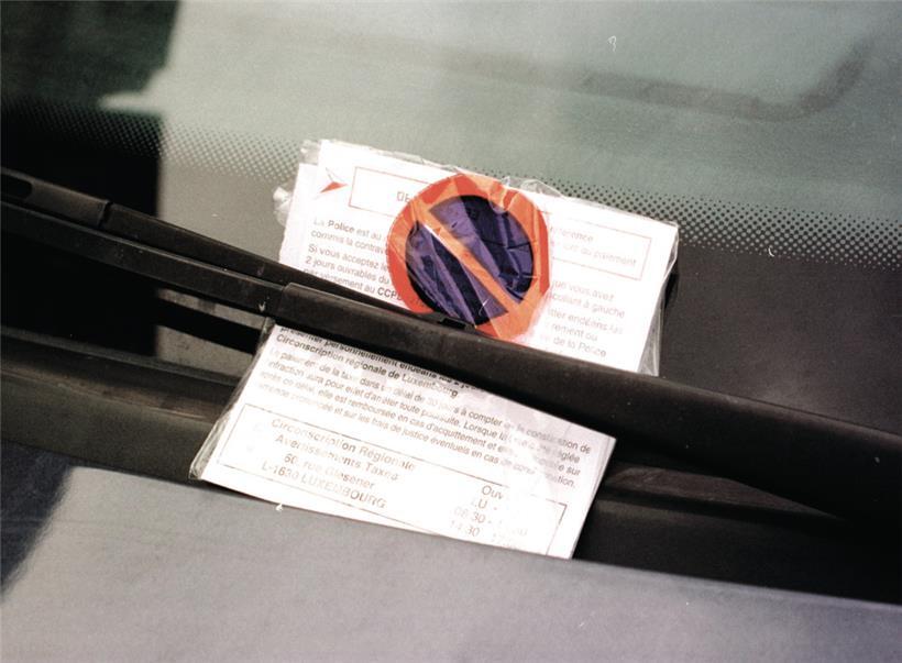 Zwischen einem Strafzettel im Ausland oder in Luxemburg besteht eigentlich kaum mehr ein Unterschied. Wer engeren Kontakt mit der Justiz vermeiden möchte, sollte auf jeden Fall binnen der gesetzten Frist bezahlen.
