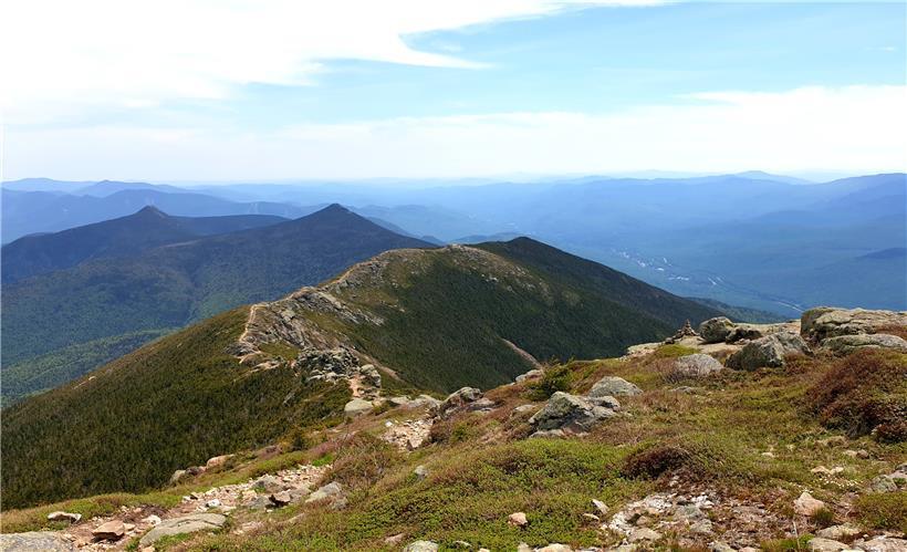Zwischen vier und sechs Monaten dauert eine Wanderung auf dem AT. Dabei überquert der Thru-Hiker auch die White Mountains in New Hampshire.
