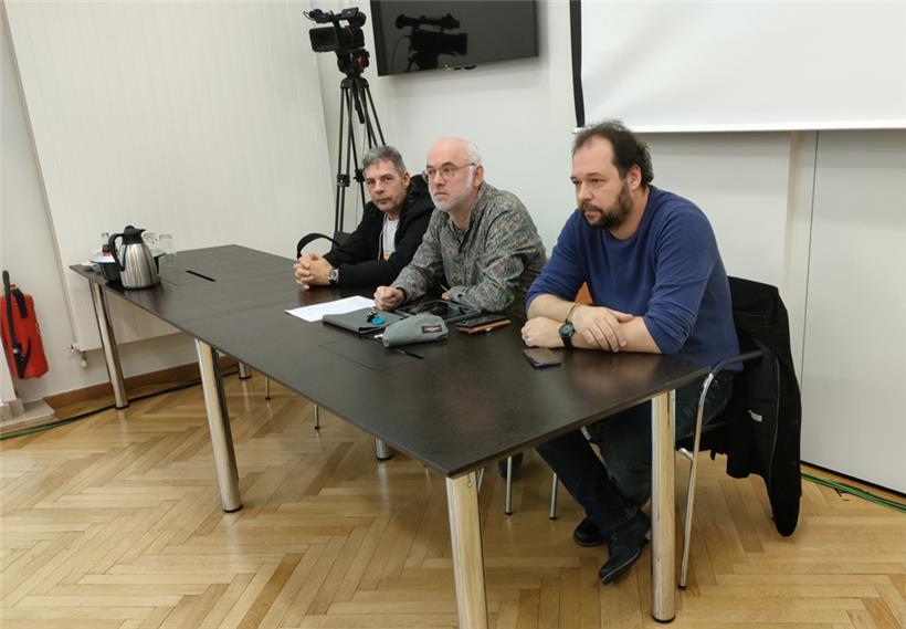 „déi Lénk“ auf den Besucherplätzen (v.l.n.r.): Daniel Passeri, Jacques Laures und Andrea Spigarelli  
