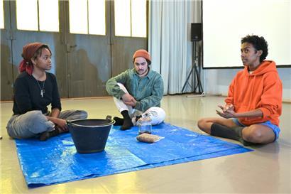 mélissandre varin, Eric G. Froy et Jennifer Lopes Santos en résidence à la Banannefabrik
