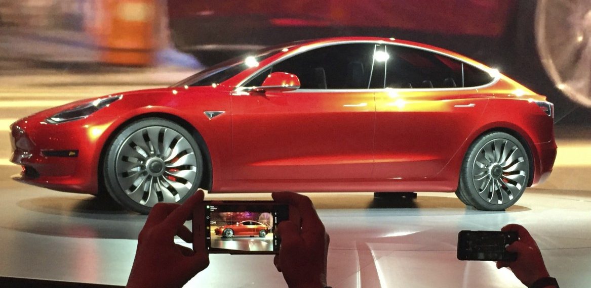 Tesla hat Engpass bei Batterien