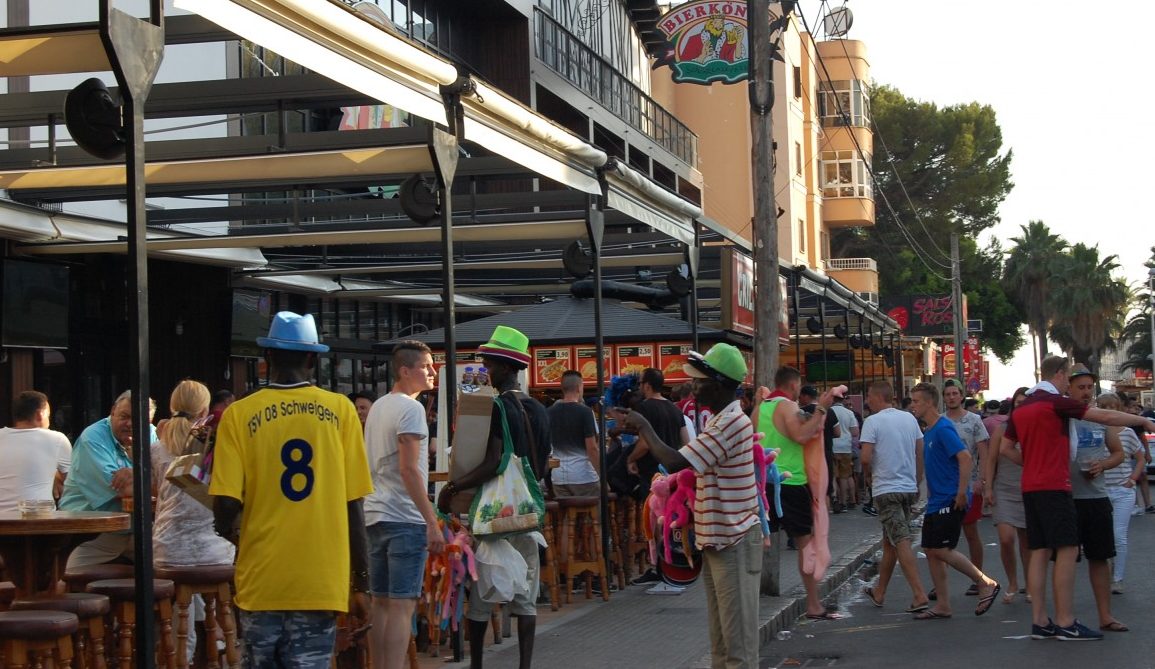 Schießerei in Café auf Mallorca – vier Verletzte