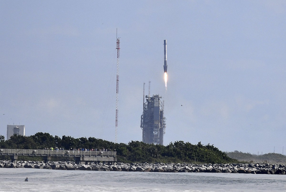 SpaceX-Rakete bringt mysteriöses Shuttle ins All