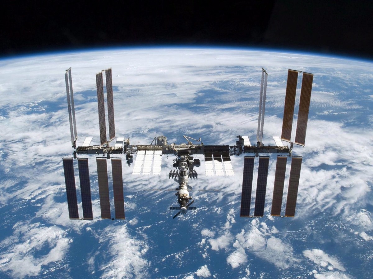 Flugbahn der ISS erhöht – Raumstation feiert 17. Jahrestag