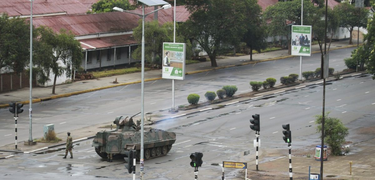 Simbabwes Militär übernimmt Kontrolle