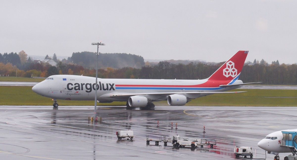 Cargolux-Maschine lässt 50 Tonnen Kerosin ab