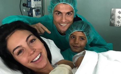 Cristiano Ronaldos Tochter ist geboren