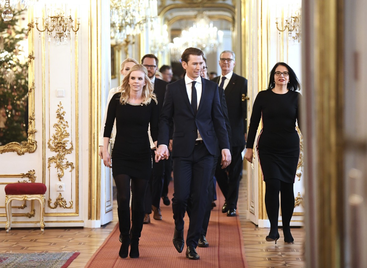 Kabinett in Österreich vereidigt - Kurz ist Kanzler