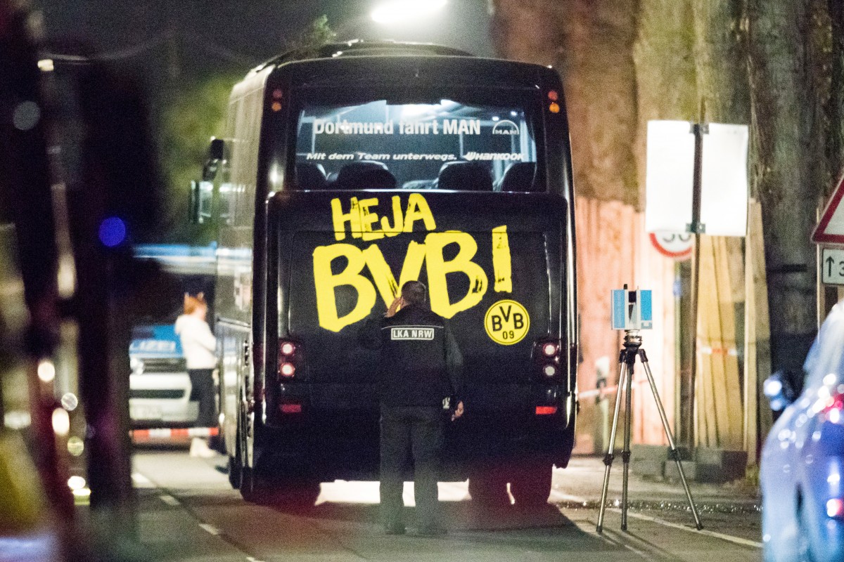Bombenanschlag auf BVB-Bus: Prozess um eine mörderische Wette