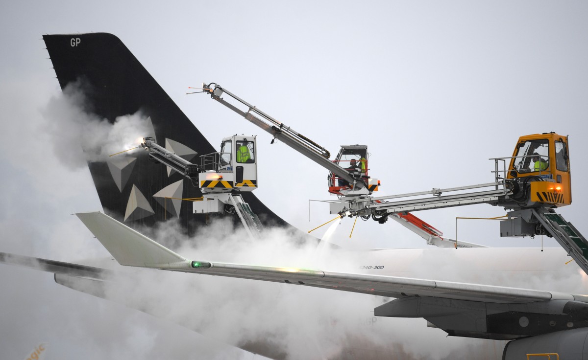 Wintereinbruch am Frankfurter Flughafen: 170 Flüge annulliert
