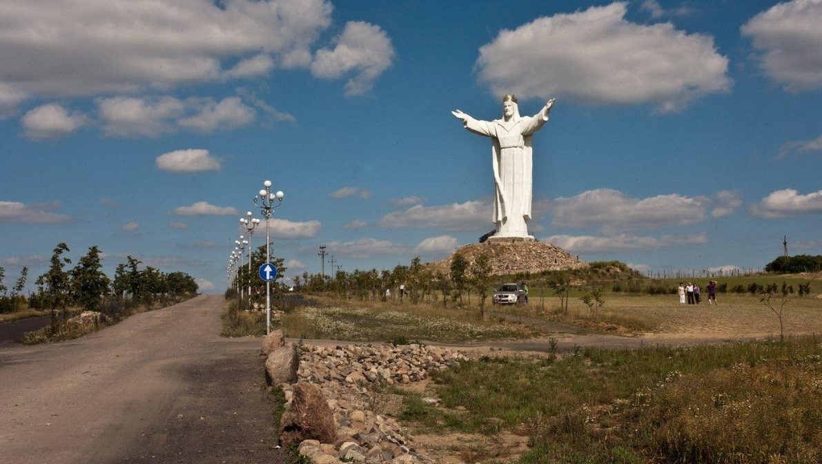 Polens Riesen-Jesus lockt immer mehr Besucher an