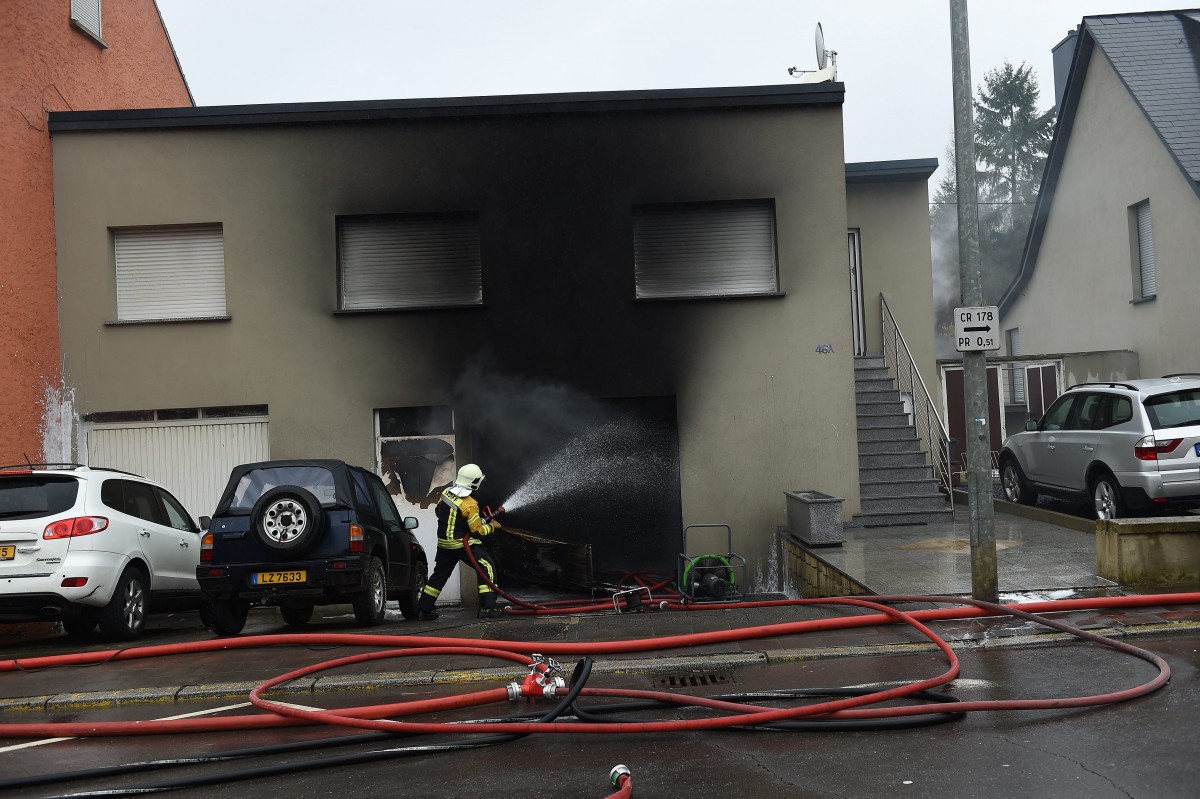 Brand einer Garage in Beles - Keine Verletzten