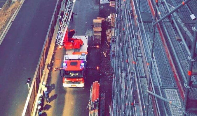 Escher Feuerwehr mit Drehleiter im Einsatz