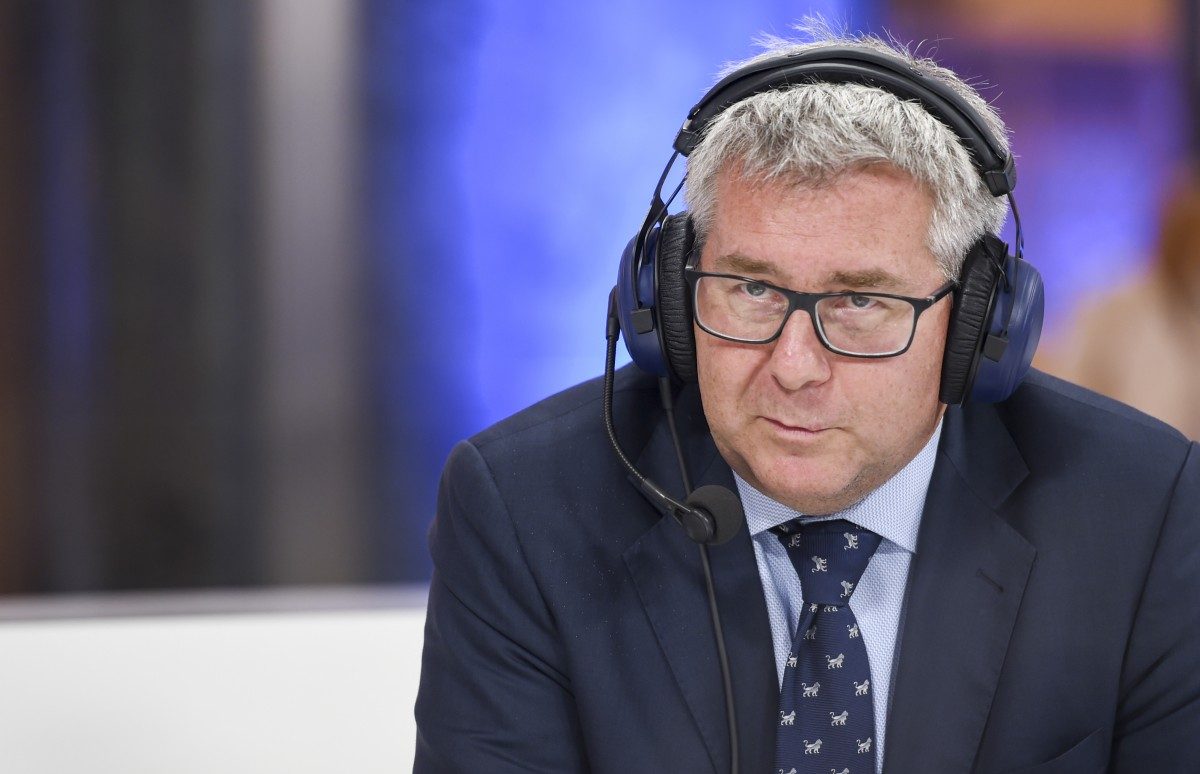 Nach Nazi-Vergleich: Stuhl von Nr. 2 des EU-Parlaments wackelt