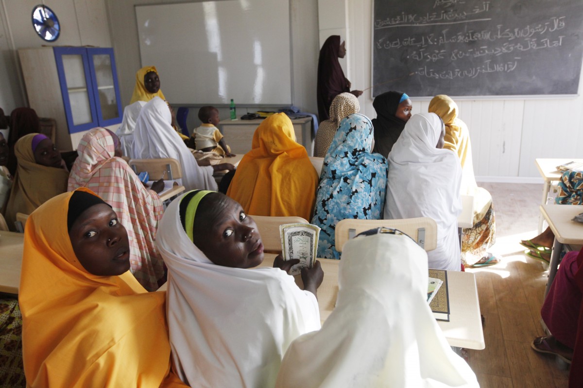 111 Schülerinnen nach Boko-Haram-Angriff auf Schule in Nigeria vermisst