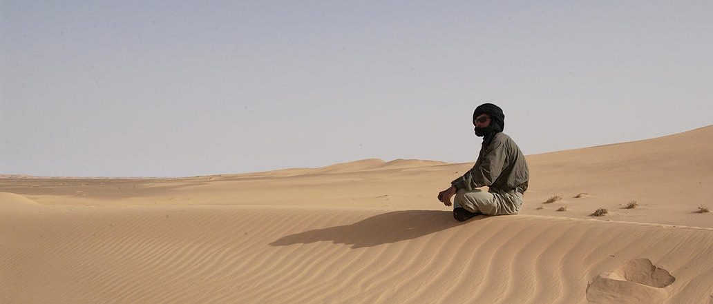 Verlassen in der Wüste – Wie ein Flüchtling nach Agadez kam