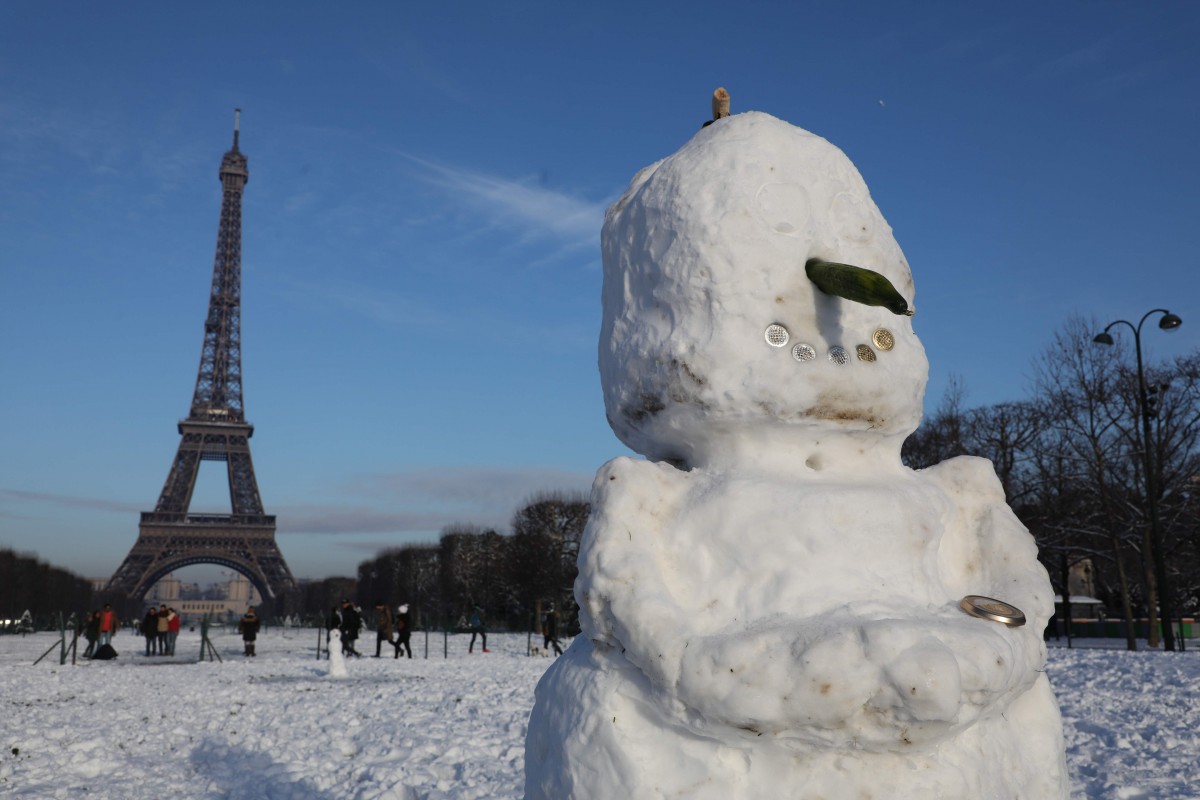 Nach Winterchaos: Noch mehr Schnee in Paris erwartet