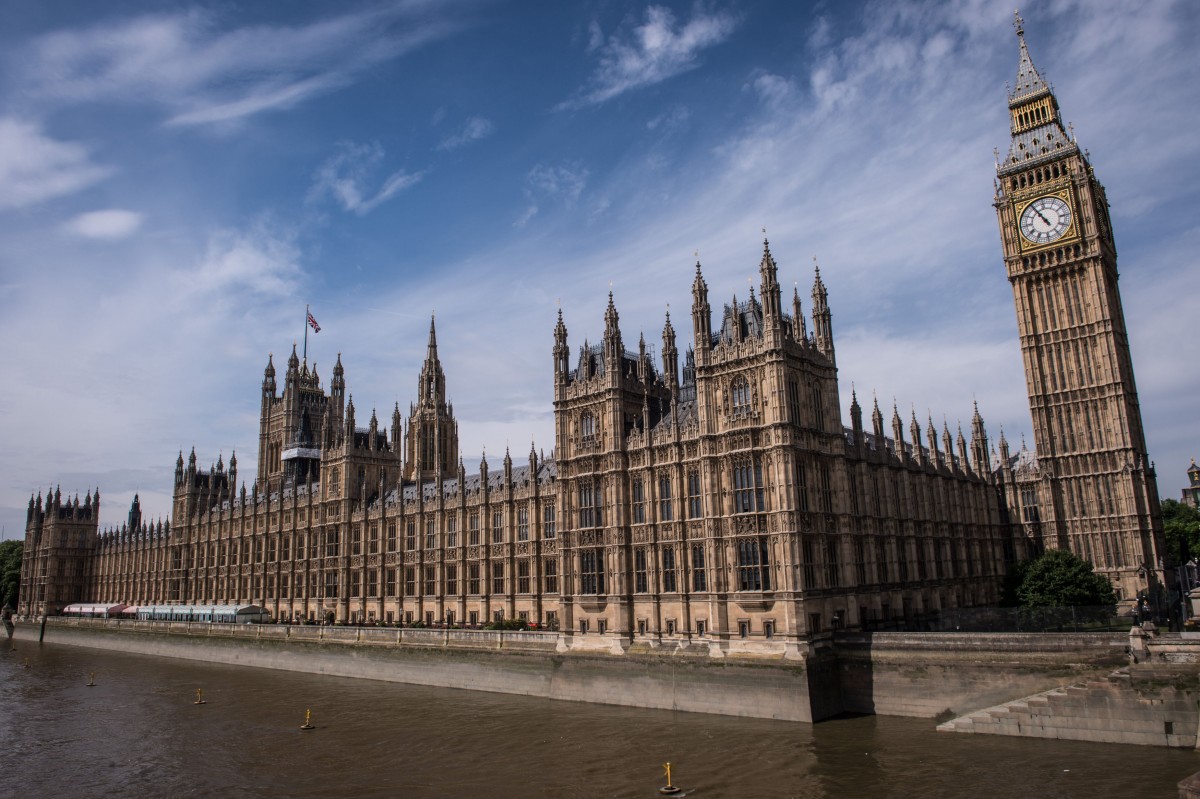 Verdächtiges Päckchen im Londoner Parlament gefunden