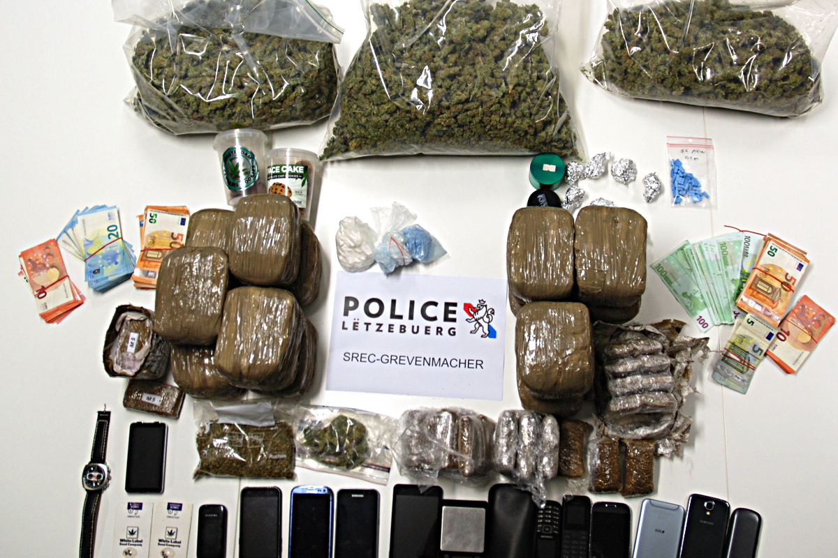 Polizei findet 18 Kilo Marihuana bei Hausdurchsuchungen