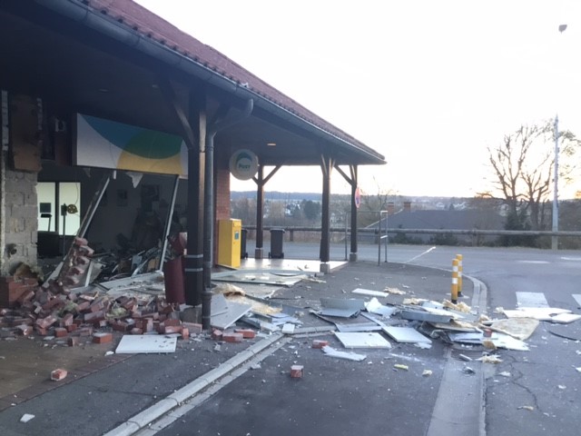 Niederanven: Räuber sprengen Geldautomaten