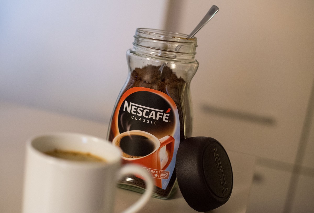 Nescafé wird 80: Wie der lösliche Kaffee fast zum Brühwürfel wurde