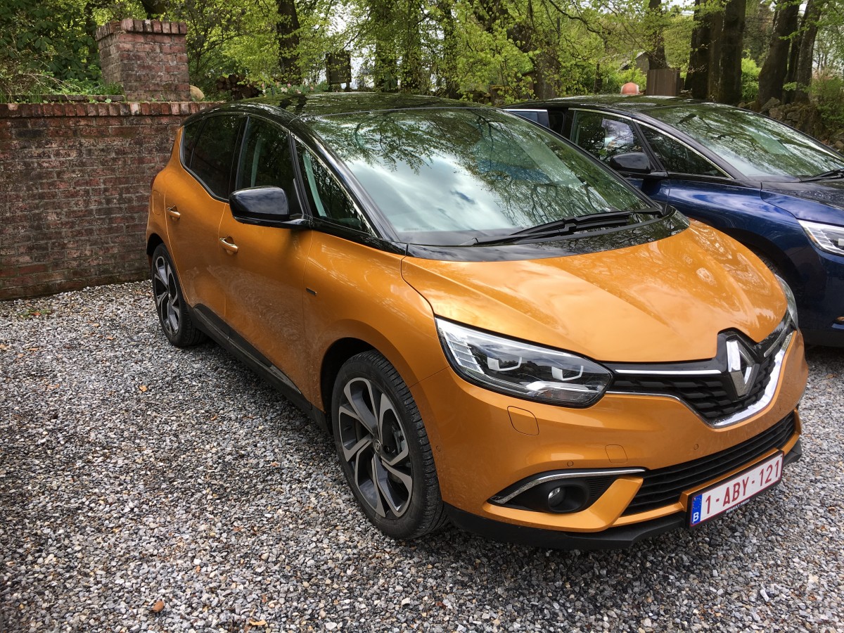 Neue Renault-Benziner