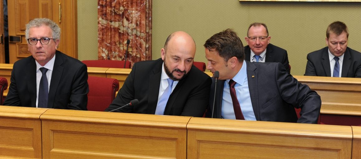 Regieren, profilieren ...?