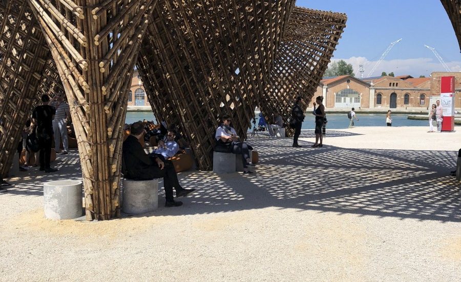 Vers une „architecture des temps instables“