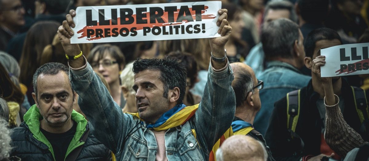 Separatisten halten an Puigdemont fest