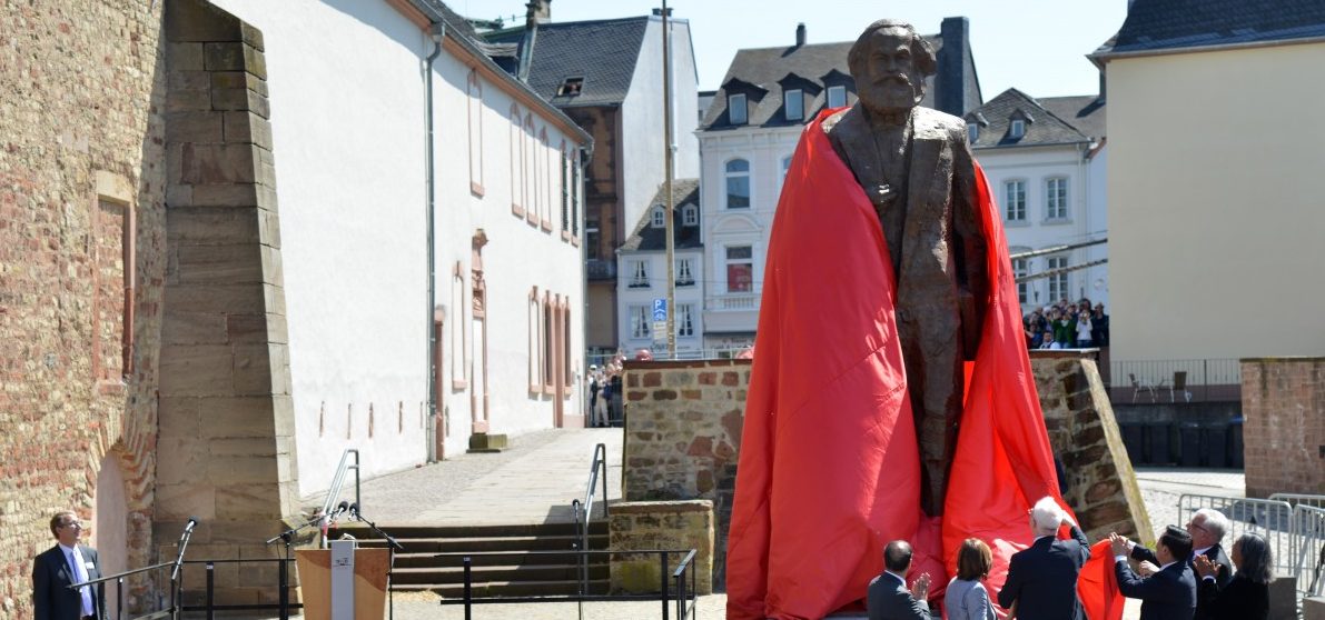 Trier enthüllt Karl-Marx-Statue