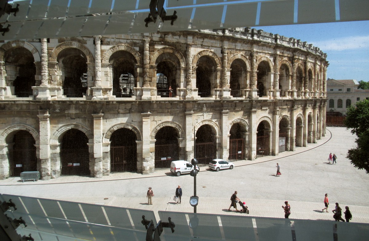 Römermuseum in Nîmes mit Gladiatoren und Panoramablick
