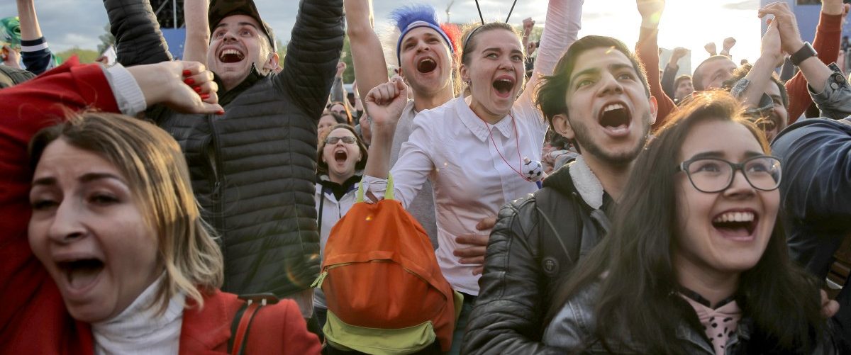 Frauen im Stadion: Saudi-Arabien zeigt in Russland sein neues Image