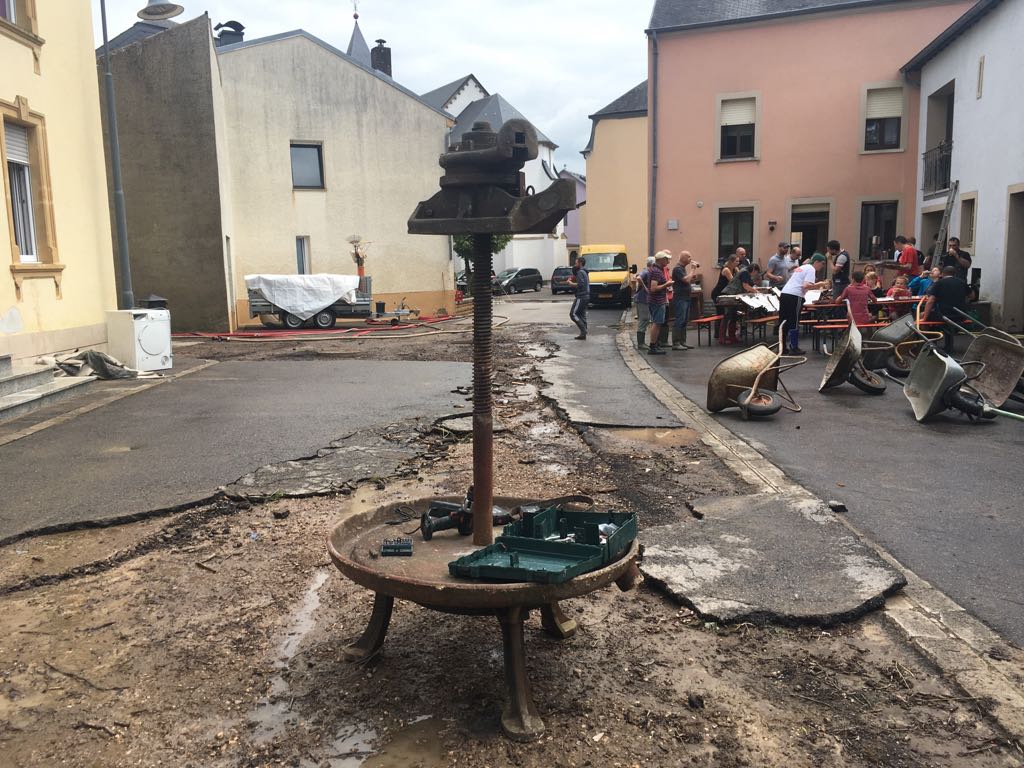 Landunter in Greiveldingen: Jetzt heißt es aufräumen